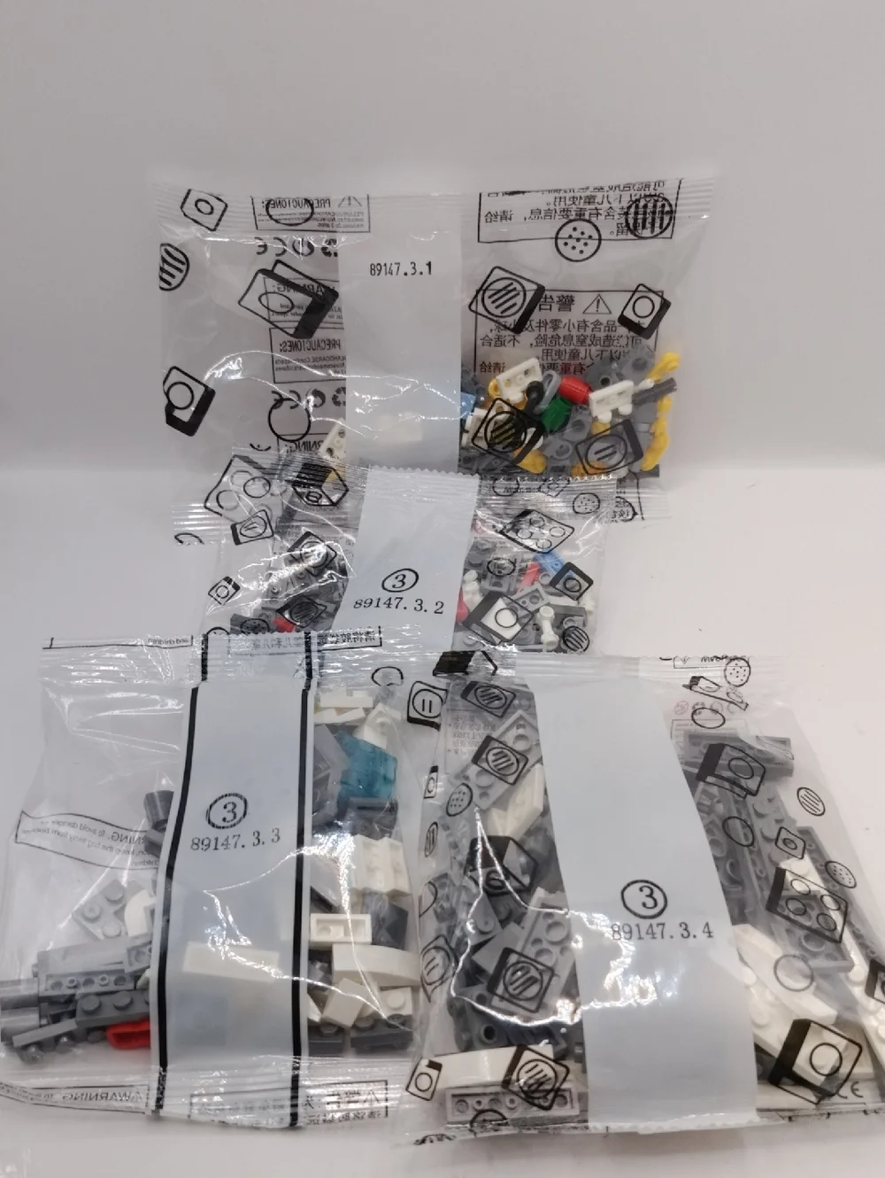 Cyberpunk Robot Mechanical Bunny Brick Build Kit, 1377 Pcs *Open Box, Box Damage